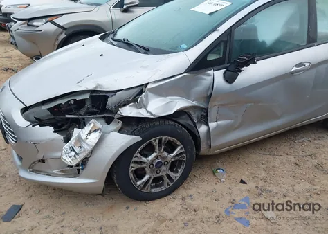 2014 Ford Fiesta Se z USA, uszkodzony, nr VIN 3FADP4BJ6EM232980